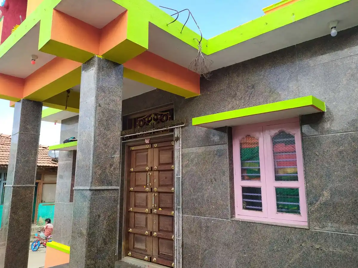 Arulmigu Uthamakaragam Temple, Hosur To Thali Road, Belagondapalli - 635114 அருள்மிகு உத்தம கரகம் திருக்கோயில், Hosur To Thali Road, Belagondapalli - 635114, Krishnagiri - Ancient Temple Architecture and History Image 9