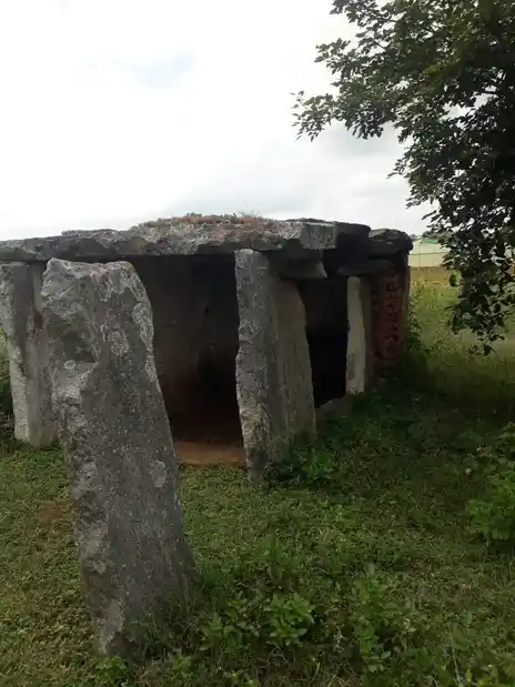 Arulmigu Uthamakaragam Temple, Kaduthnapalli, Jakkeri - 635113 அருள்மிகு உத்தம கரகம் திருக்கோயில், Kaduthnapalli, Jakkeri - 635113, Krishnagiri - Ancient Temple Architecture and History Image 2