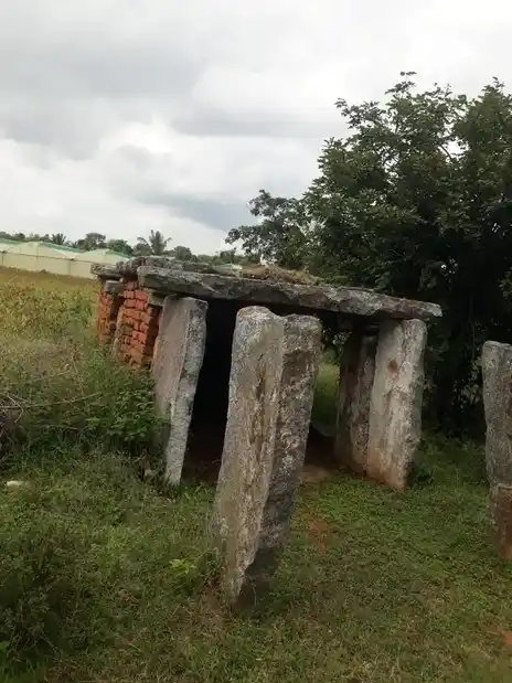 Arulmigu Uthamakaragam Temple, Kaduthnapalli, Jakkeri - 635113 அருள்மிகு உத்தம கரகம் திருக்கோயில், Kaduthnapalli, Jakkeri - 635113, Krishnagiri - Ancient Temple Architecture and History Image 4