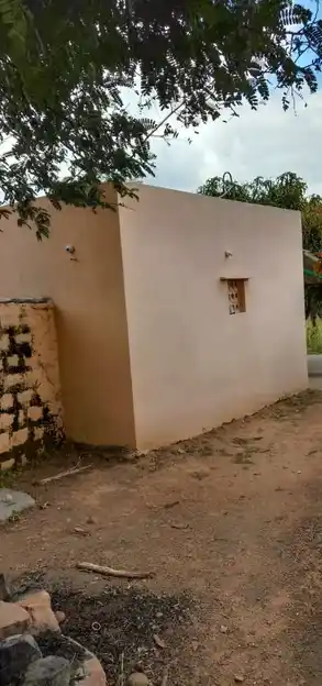 Arulmigu Uthamakaragam Temple, Kollahalli - 635107 அருள்மிகு உத்தமகரக மாரியம்மன் திருக்கோயில், கொல்லஹள்ளி - 635107, Krishnagiri - Ancient Temple Architecture and History Image 2