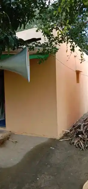 Arulmigu Uthamakaragam Temple, Kollahalli - 635107 அருள்மிகு உத்தமகரக மாரியம்மன் திருக்கோயில், கொல்லஹள்ளி - 635107, Krishnagiri - Ancient Temple Architecture and History Image 3