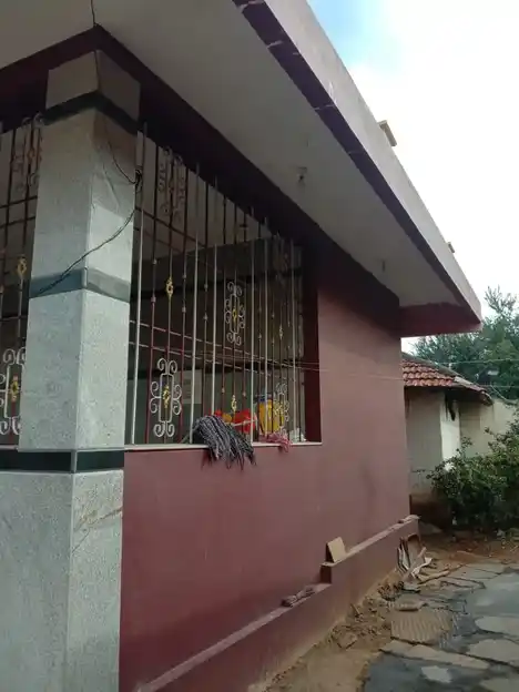 Arulmigu Uthamakaragam Temple, Mathigiri, Nagondapalli - 635110 அருள்மிகு உத்தம கரகம் திருக்கோயில், Mathigiri, Nagondapalli - 635110, Krishnagiri - Ancient Temple Architecture and History Image 2