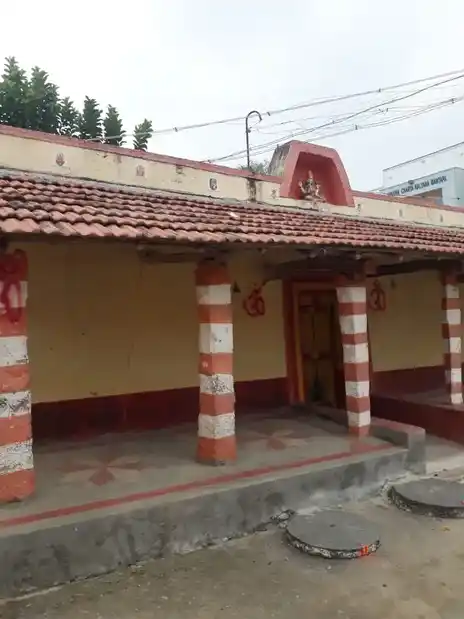 Arulmigu Uthamakaragam Temple, Periya Mathagondapalli - 635114 அருள்மிகு உத்தம கரகம் திருக்கோயில், Periya Mathagondapalli - 635114, Krishnagiri - Ancient Temple Architecture and History Image 4