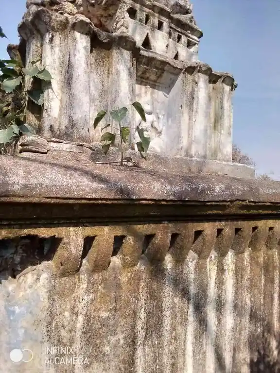 Arulmigu Uthamakaragam Temple, V.Madhepalli - 635121 அருள்மிகு உத்தம கரகம் திருக்கோயில், V.Madhepalli - 635121, Krishnagiri - Ancient Temple Architecture and History Image 3