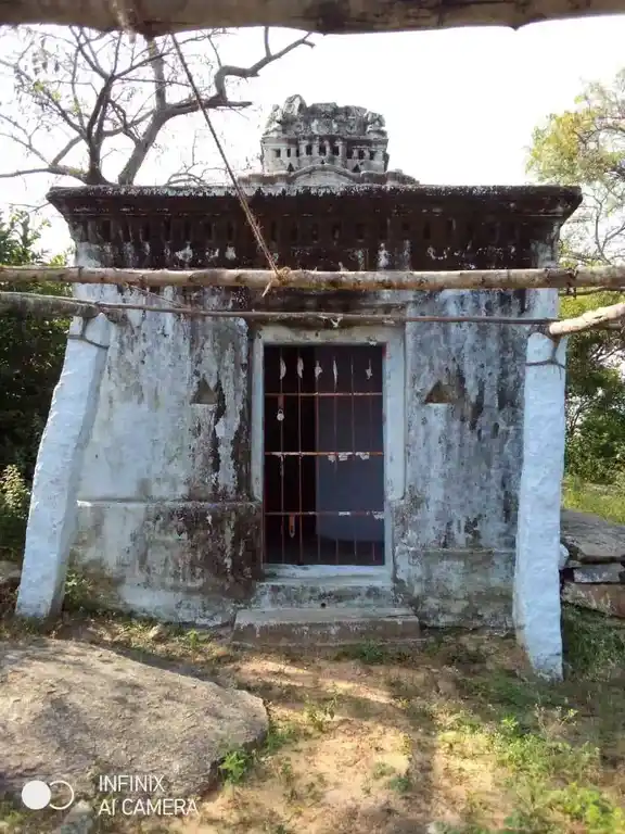 Arulmigu Uthamakaragam Temple, V.Madhepalli - 635121 அருள்மிகு உத்தம கரகம் திருக்கோயில், V.Madhepalli - 635121, Krishnagiri - Ancient Temple Architecture and History Image 4