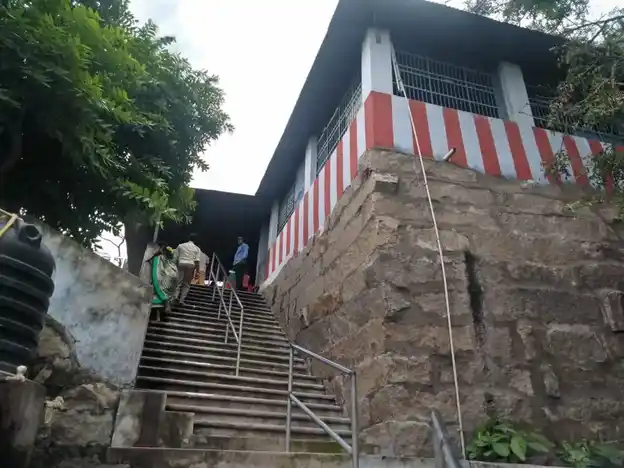 Arulmigu Uthamaraya Perumal Temple, Ayyampalayam - 632315 அருள்மிகு உத்தமராயப்பெருமாள் திருக்கோயில், அய்யம்பாளையம் - 632315, Tiruvannamalai - Ancient Temple Architecture and History Image 2