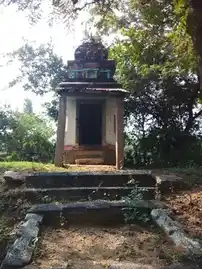 Arulmigu Uthanda Ooranippillaiyar Temple, Thirukkalampur - 622403