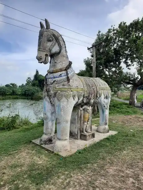 Arulmigu Uthandarayar Muthukumaraswami Temple, Agramangalam - 608201 அருள்மிகு உத்தண்டராயர் ஆலயம், அக்ரமங்கலம் - 608201, Cuddalore - Ancient Temple Architecture and History Image 5