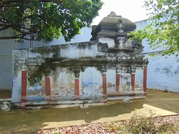 Arulmigu Uthandarayar Temple, Nambiyampalayam - 641654 அருள்மிகு உத்தண்டராயர் திருக்கோயில், நம்பியாம்பாளையம் - 641654, Tiruppur - Ancient Temple Architecture and History Image 4
