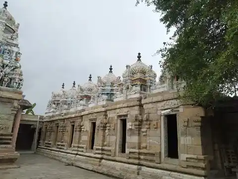 Arulmigu Uthayakri Muthu Velayuthasamy Temple, Malayapalayam, Nambiyur - 638460 Temple