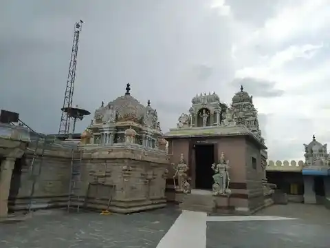 Arulmigu Uthayakri Muthu Velayuthasamy Temple, Malayapalayam, Nambiyur - 638460 அருள்மிகு உதயகிரி முத்துவேலாயுதசாமி திருக்கோயில், மலையப்பாலையம், நம்பியூர் - 638460, Erode - Ancient Temple Architecture and History Image 3