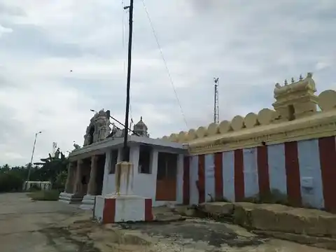 Arulmigu Uthayakri Muthu Velayuthasamy Temple, Malayapalayam, Nambiyur - 638460 அருள்மிகு உதயகிரி முத்துவேலாயுதசாமி திருக்கோயில், மலையப்பாலையம், நம்பியூர் - 638460, Erode - Ancient Temple Architecture and History Image 4