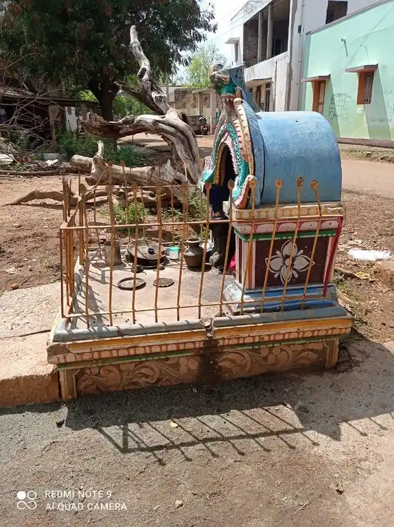 Arulmigu Uthira Karuppu Swamy Temple, Sanurapatti - 613402 அருள்மிகு உதிரகருப்புசாமி திருக்கோயில், Sanurapatti - 613402, Thanjavur - Ancient Temple Architecture and History Image 3