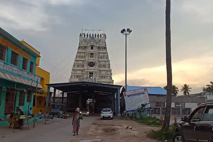 Arulmigu Uthira Ranganathar Temple, Pallikonda - 635809 (அருள்மிகு உத்திரரங்கநாத சுவாமி திருக்கோயில், பள்ளிகொண்டா - 635809), அணைக்கட்டு, Vellore - Ancient Temple in Tamil Nadu