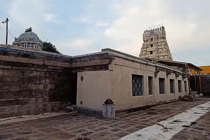 Arulmigu Uthira Ranganathar Temple, Pallikonda - 635809 அருள்மிகு உத்திரரங்கநாத சுவாமி திருக்கோயில், பள்ளிகொண்டா - 635809, Vellore - Ancient Temple Architecture and History Image 6