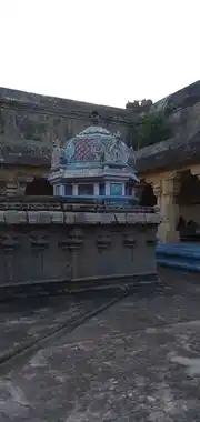 Arulmigu Uthirapatheeshwararswamy Temple, Thiruchenkattankudi, Thiruchenkattankudi - 609704 அருள்மிகு உத்திராபதீஸ்வரர் திருக்கோயில், திருச்செங்காட்டங்குடி - 609704, Nagapattinam - Ancient Temple Architecture and History Image 2