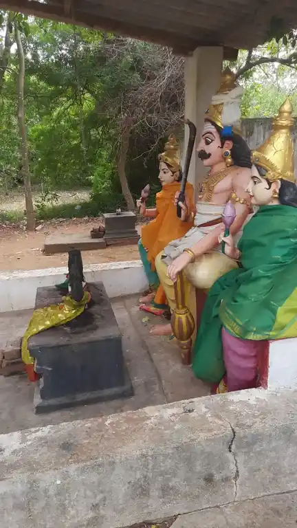 Arulmigu Uthirapathiswamy Temple, Keelakudiyirupu - 621802 அருள்மிகு உத்திராபதிசுவாமி திருக்கோயில், Keelakudiyirupu - 621802, Ariyalur - Ancient Temple Architecture and History Image 4