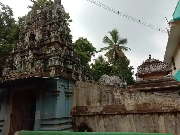 Arulmigu Uthpaleshwarar Temple, Thiruvalangadu - 609810 அருள்மிகு உத்பாலேஸ்வரர் திருக்கோயில், திருவாலங்காடு - 609810, Mayiladuthurai - Ancient Temple Architecture and History Image 3
