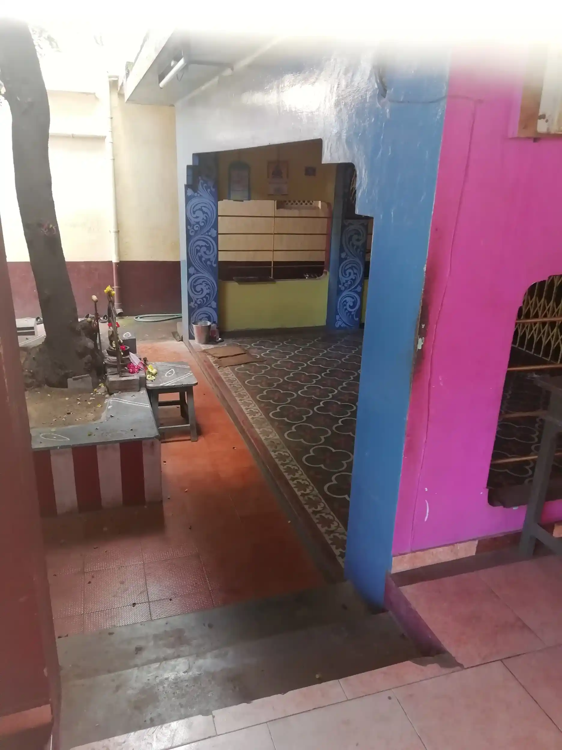 Arulmigu Uthrabathiswar Temple, Marakkadai - 614001 அருள்மிகு உத்திராபதீஸ்வரர் திருக்கோயில், மரக்கடை - 614001, Thiruvarur - Ancient Temple Architecture and History Image 3