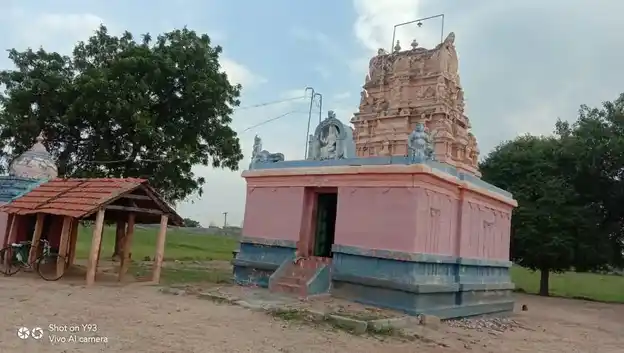 Arulmigu Uththma Meenachi Amman Temple, Kallurani - 630559 Arulmigu Uththma Meenachi Amman Temple, Kallurani - 630559, Sivagangai - Ancient Temple Architecture and History Image 4