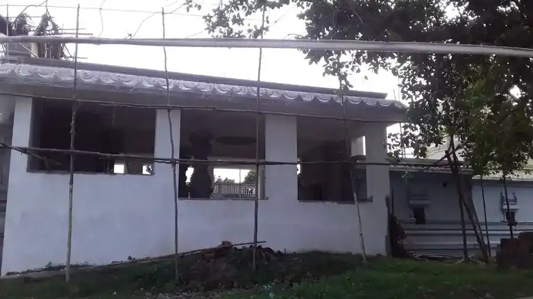 Arulmigu Uthukaattu Maariyamman Temple, Konjimangalam - 604102 அருள்மிகு ஊத்துக்காட்டு மாரியம்மன் திருக்கோயில், Konjimangalam - 604102, Viluppuram - Ancient Temple Architecture and History Image 4