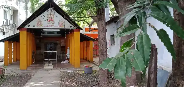 Arulmigu Uthukattamman Temple, Veppery, Chennai - 600007 அருள்மிகு ஊத்துக்காட்டம்மன் திருக்கோயில், வேப்பேரி, சென்னை - 600007, Chennai - Ancient Temple Architecture and History Image 4