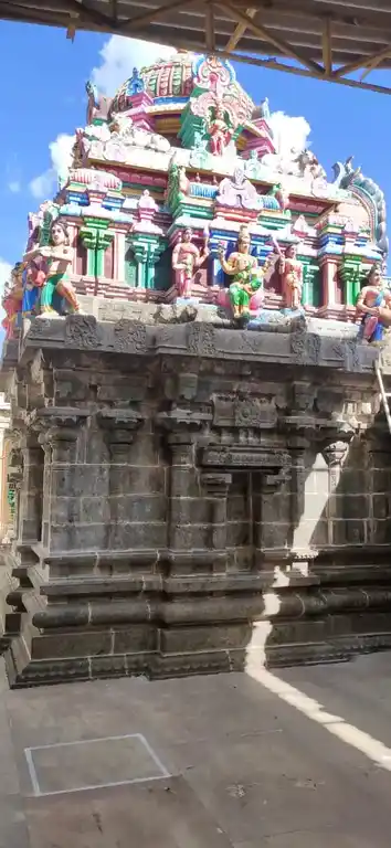 Arulmigu Uthvaaganathaswamy Temple, Thirumanancherri - 609801 Temple