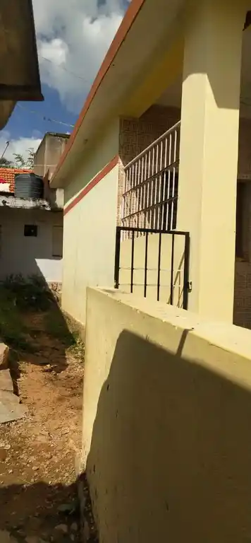 Arulmigu Uttamakaragam Temple, Achettipalli - 635110 அருள்மிகு உத்தமகரகம் திருக்கோயில், Achettipalli - 635110, Krishnagiri - Ancient Temple Architecture and History Image 7