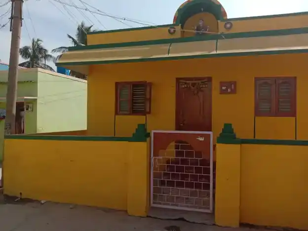 Arulmigu Uttamakaragam Temple, Sammanapalli - 635117 அருள்மிகு உத்தம கரகம் திருக்கோயில், Sammanapalli - 635117, Krishnagiri - Ancient Temple Architecture and History Image 4