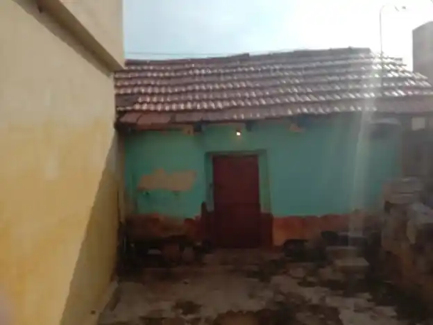 Arulmigu Uttamakaragamman Temple, Motham Agraharam - 635126 Arulmigu Uttamakaragamman Temple, Motham Agraharam - 635126, Krishnagiri - Ancient Temple Architecture and History Image 4