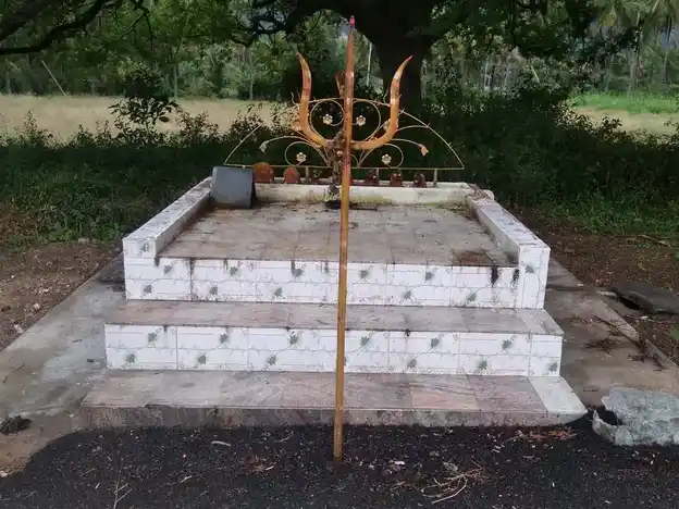 Arulmigu Utthamakaragam Temple, Samanur - 636806 அருள்மிகு உத்தம கரகம் திருக்கோயில், Samanur - 636806, Dharmapuri - Ancient Temple Architecture and History Image 4