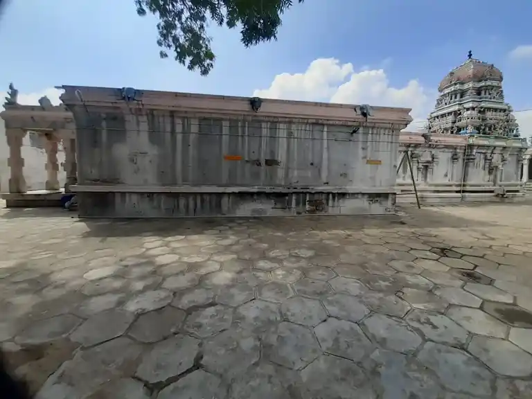 Arulmigu Utthira Veera Ragava Perumal Temple, Old Kottai Medu, Dharapuram - 638656 Arulmigu Utthira Veera Ragava Perumal Temple, Old Kottai Medu, Old Kottai Medu - 638656, Tiruppur - Ancient Temple Architecture and History Image 4