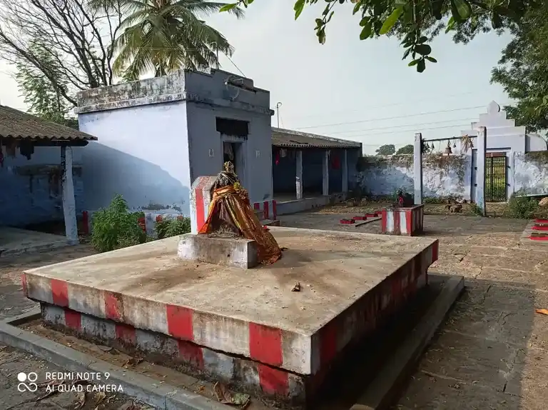 Arulmigu Uvari Ammachiyar Temple, Villur - 625707 Arulmigu Uvari Ammachiyar Temple, Villur - 625707, Madurai - Ancient Temple Architecture and History Image 3