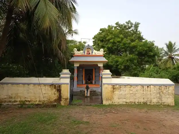 Arulmigu Uyialamman Temple, Uzuthamangalam - 603312 அருள்மிகு உய்யிலம்மன் திருக்கோயில், Uzuthamangalam - 603312, Chengalpattu - Ancient Temple Architecture and History Image 2