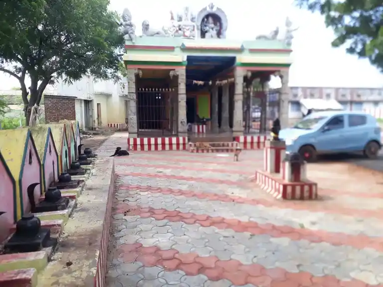 Arulmigu Uyyavanthamman Temple, Poovanthi - 630611 அருள்மிகு. நொண்டியம்மன் மற்றும் ஒய்யவந்தம்மன் திருக்கோயில், Poovanthi - 630611, Sivagangai - Ancient Temple Architecture and History Image 2