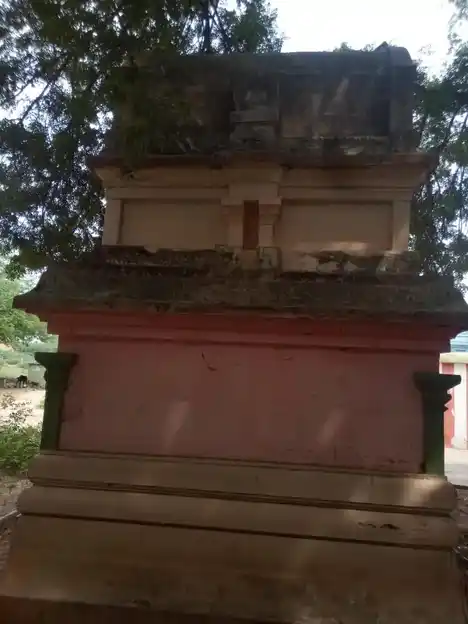 Arulmigu Vaalmeegi Eeswari Temple, Thalirmarunkoor - 623407 அருள்மிகு வால்மீகிஈஸ்வரி திருக்கோயில், Thalirmarunkoor - 623407, Ramanathapuram - Ancient Temple Architecture and History Image 5