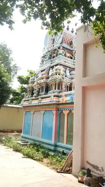 Arulmigu Vaalmel Nadanthamman Temple, Near Bus Stand, Ilayankudi - 630702 அருள்மிகு வாள்மேல்நடந்தம்மன் திருக்கோயில், Near Bus Stand, Ilayankudi - 630702, Sivagangai - Ancient Temple Architecture and History Image 4
