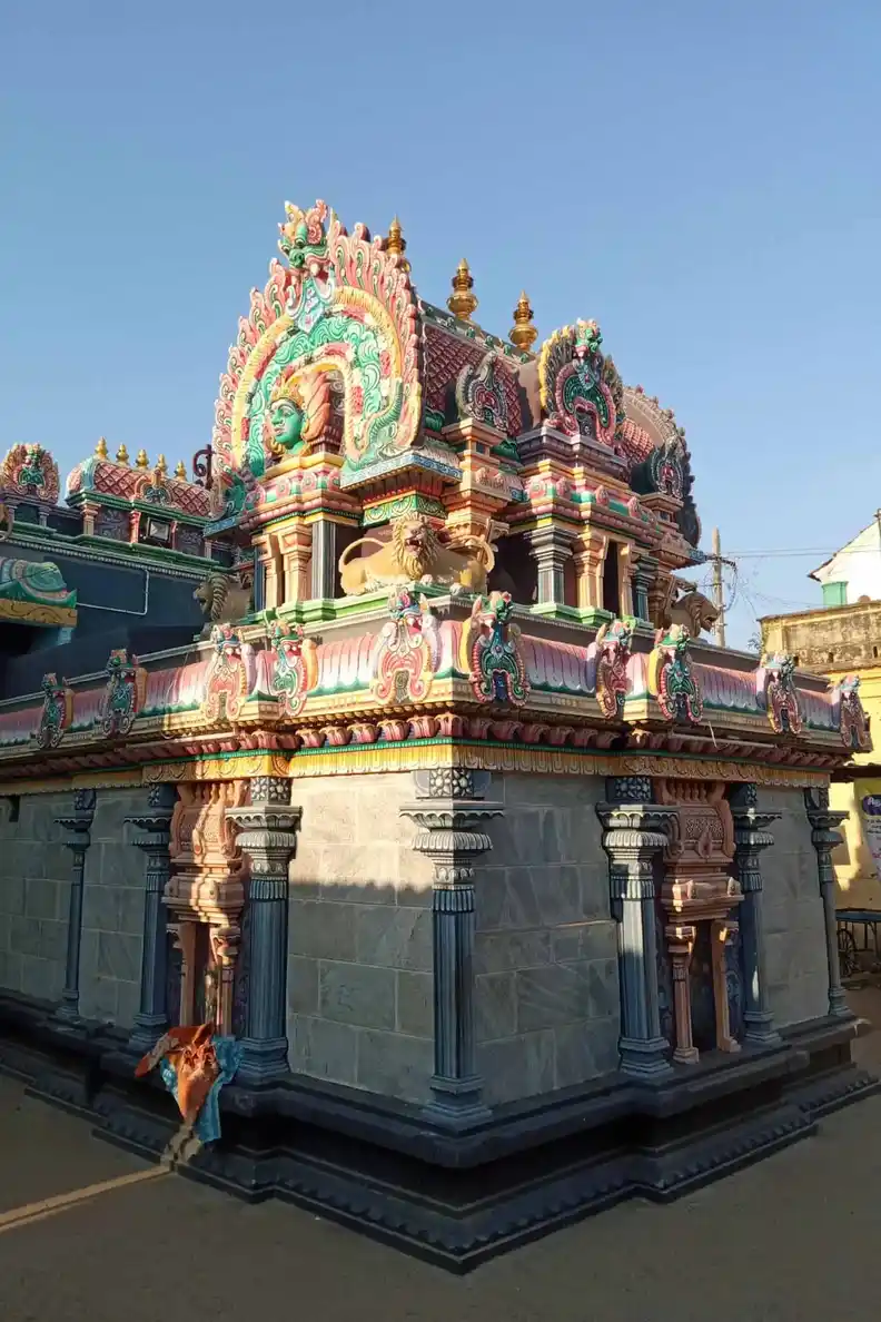 Arulmigu Vadabathrakaaliamman Temple, East Gate, Thanjavur - 613001 அருள்மிகு வடபத்ர காளியம்மன் திருக்கோயில், East Gate, Thanjavur - 613001, Thanjavur - Ancient Temple Architecture and History Image 2