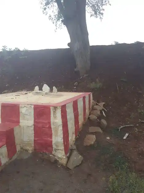 Arulmigu Vadakampatti Ayyanar Temple, Azhagapuri - 621311 Arulmigu Vadakampatti ayyanar Temple, Azhagapuri - 621311, Thiruchirappalli - Ancient Temple Architecture and History Image 3