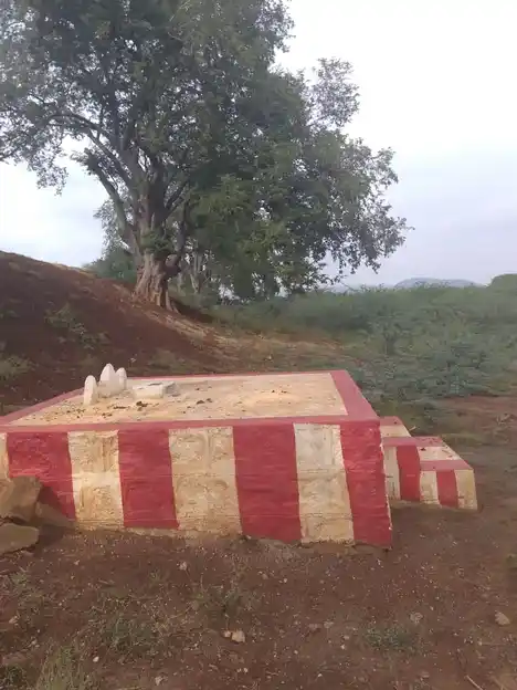 Arulmigu Vadakampatti Ayyanar Temple, Azhagapuri - 621311 Arulmigu Vadakampatti ayyanar Temple, Azhagapuri - 621311, Thiruchirappalli - Ancient Temple Architecture and History Image 4