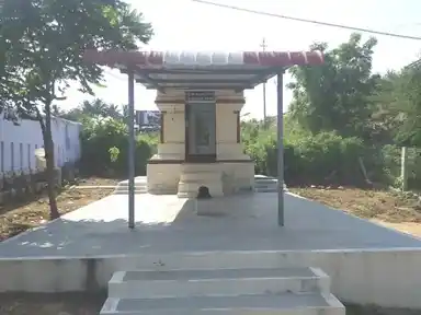 Arulmigu Vadakku Aathora Anjaneyar Temple, South, Dharapuram - 638656