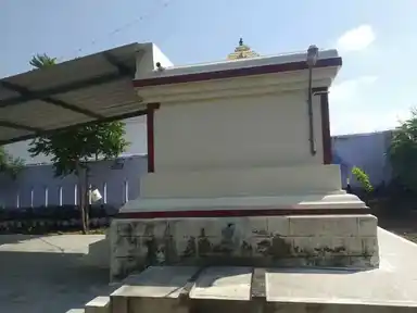 Arulmigu Vadakku Aathora Anjaneyar Temple, South, Dharapuram - 638656 அருள்மிகு வடக்கு ஆத்தோர அனுமந்தராயசாமி திருக்கோயில், South, Dharapuram - 638656, Tiruppur - Ancient Temple Architecture and History Image 4