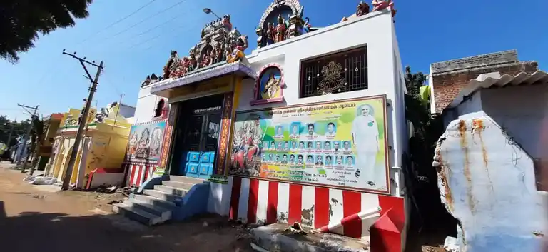 Arulmigu Vadakku Katcchakariamman Temple, Manditoppu - 628503 அருள்மிகு வடக்கு காச்சக்காரியம்மன் திருக்கோயில், Manditoppu - 628503, Thoothukudi - Ancient Temple Architecture and History Image 3