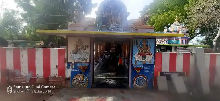 Arulmigu Vadakku Vaasal Selliyamman Temple, Mudukulathur - 623703