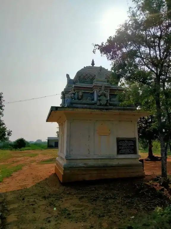Arulmigu Vadakku Vasal Chelliyamman Temple, Attappatti - 625108