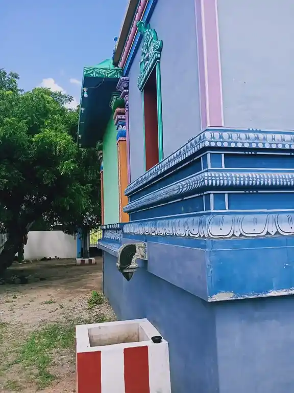 Arulmigu Vadakkuvachelliaramman Temple, Nedunkulam, Nedunkulam - 626138 அருள்மிகு வடக்கு வாச் செல்லியம்மன் திருக்கோயில், நெடுங்குளம், நெடுங்குளம் - 626138, Virudhunagar - Ancient Temple Architecture and History Image 2