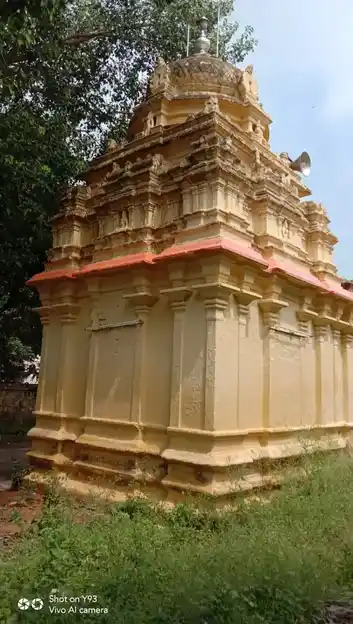 Arulmigu Vadakkuvadi Thiroupathiamman Temple, Sivagangai - 630561 Arulmigu Vadakkuvadi Thiroupathiamman Temple, Sivagangai - 630561, Sivagangai - Ancient Temple Architecture and History Image 4