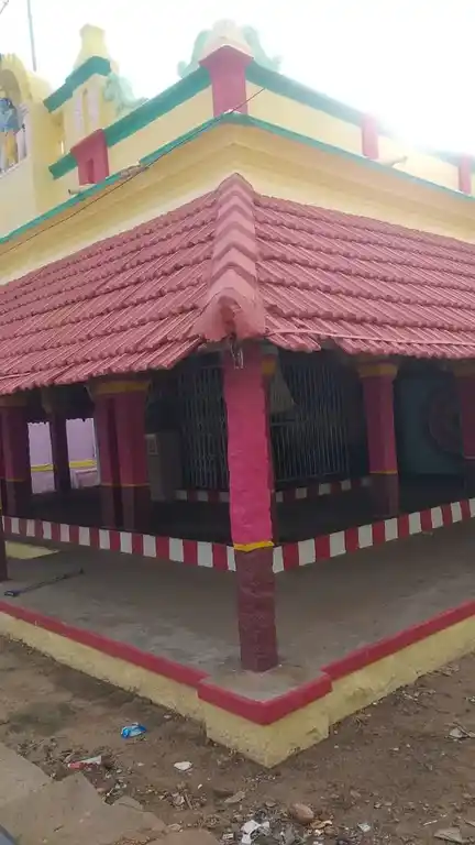 Arulmigu Vadakkuvasal Cellaeamman Temple, Poruppumettupatti - 625529 அருள்மிகு வடக்கு வாசல் செல்லியம்மன் திருக்கோயில், Poruppumettupatti - 625529, Madurai - Ancient Temple Architecture and History Image 2