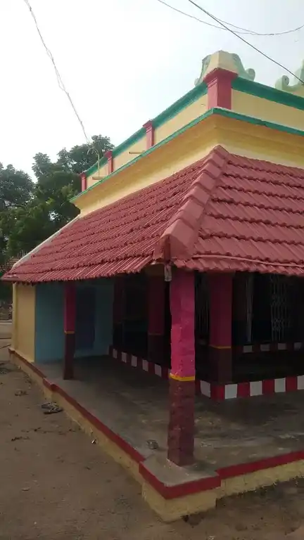 Arulmigu Vadakkuvasal Cellaeamman Temple, Poruppumettupatti - 625529 அருள்மிகு வடக்கு வாசல் செல்லியம்மன் திருக்கோயில், Poruppumettupatti - 625529, Madurai - Ancient Temple Architecture and History Image 4
