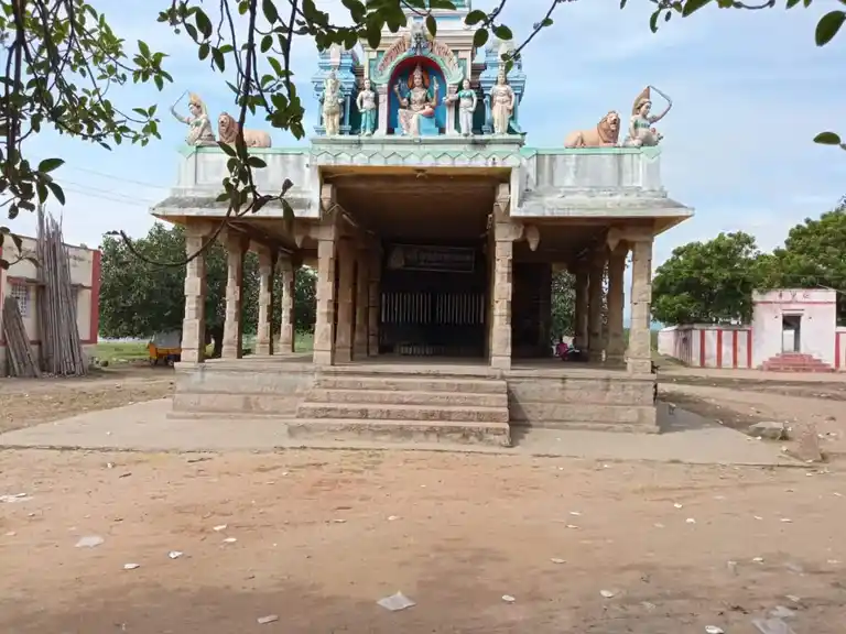 Arulmigu Vadakkuvasal Cellayeamman Temple, Kalappanpatti - 625529 அருள்மிகு வடக்குவாசல் செல்லியம்மன் திருக்கோயில், Kalappanpatti - 625529, Madurai - Ancient Temple Architecture and History Image 3